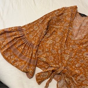 AE FLORAL BLOUSE